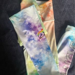 Peloton bar and leggings- pride